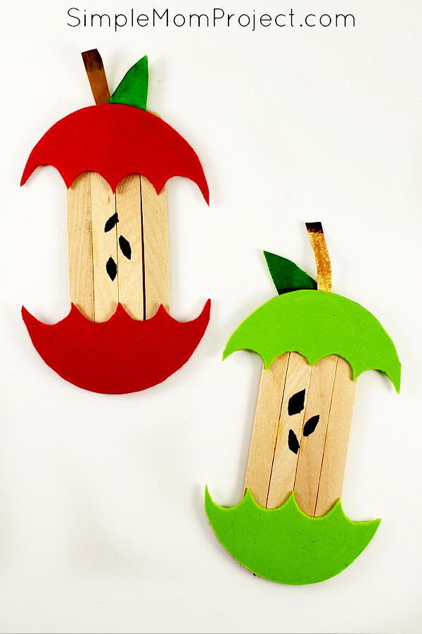 Looking for a fun, DiY Fall or Autumn party decoration for kids to make? Click now for a cheap, popsicle stick apple craft tutorial. Do them with your preschoolers in the classroom or at home with your toddlers. This Back to School, Autumn and Fall Apple is budget friendly and SO easy to do! #PopsicleSticks #BacktoSchool #BacktoSchoolCrafts #FallCrafts #AutumnCrafts