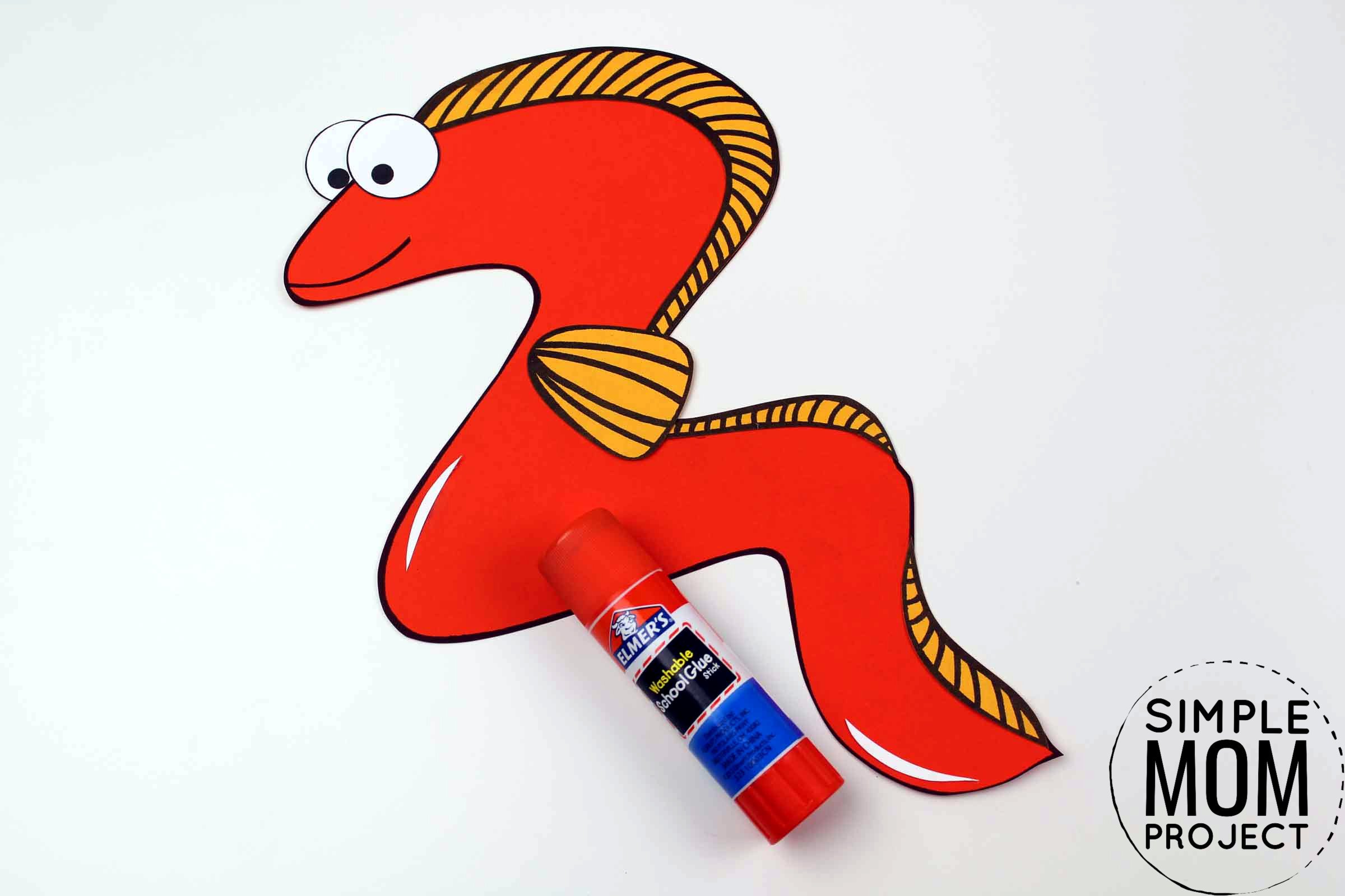 Fun and Easy Ocean Animal Eel Craft for Kids - Simple Mom Project