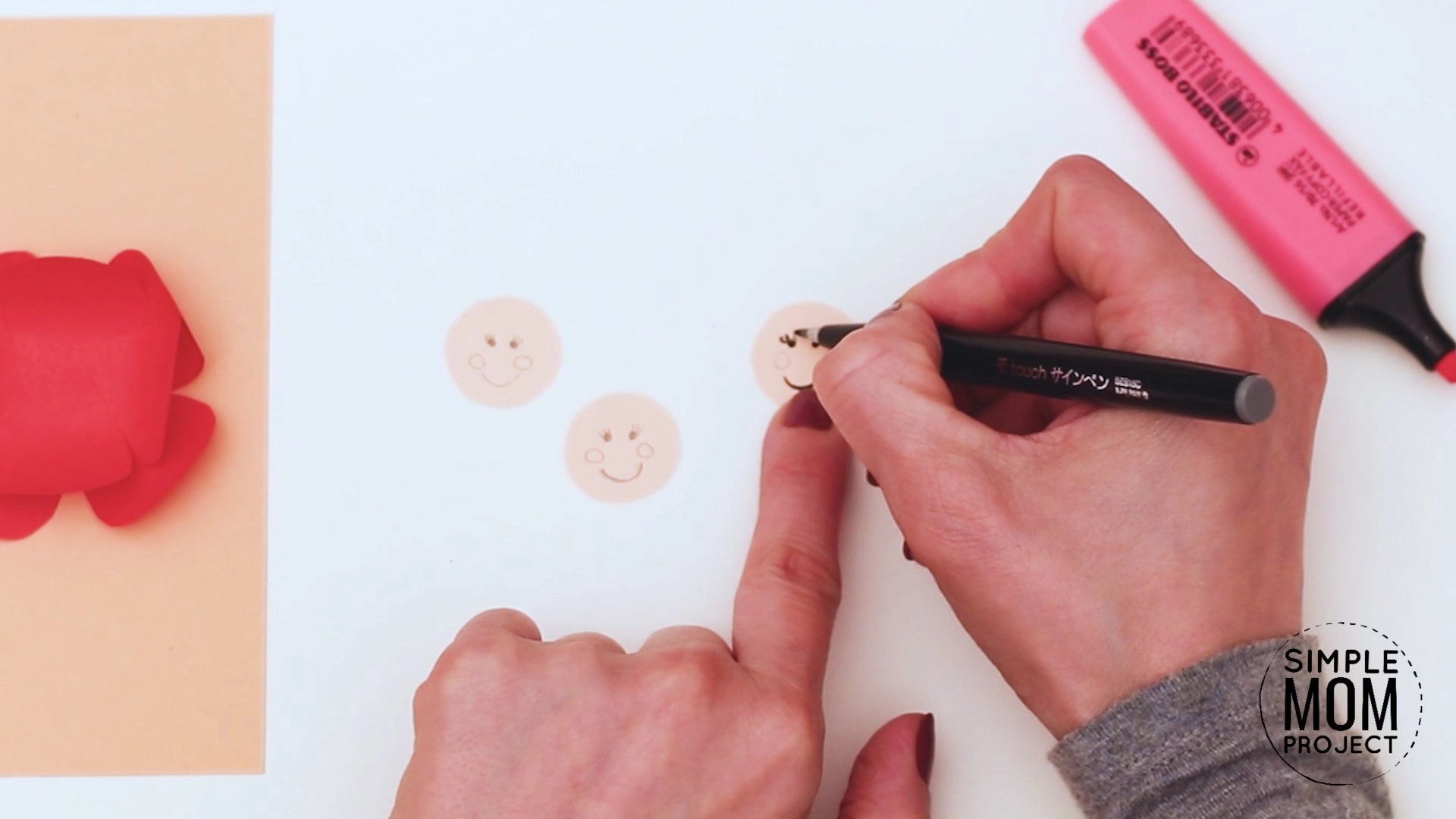Easy DiY Remembrane Poppy craft for kids, preschoolers and toddlers