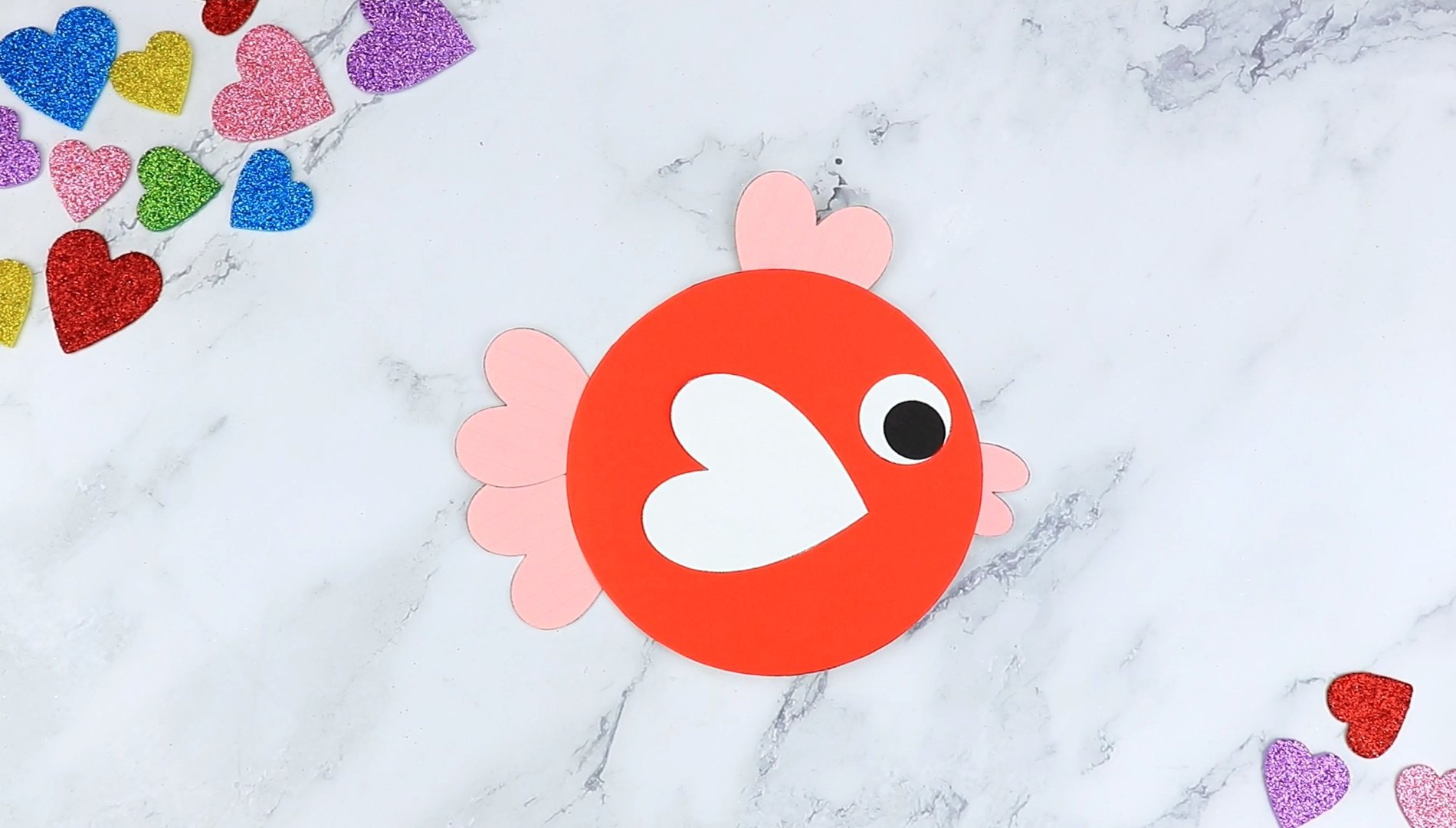 Free Printable Heart Fish Craft for Preschoolers toddlers and kindergartners 