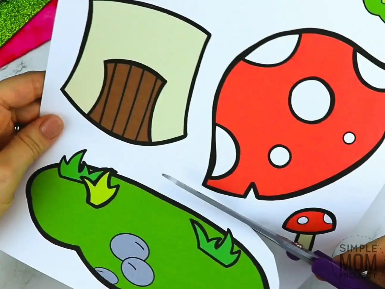 Free printable mushroom coloring page template for kids, preschoolers and kindergartners