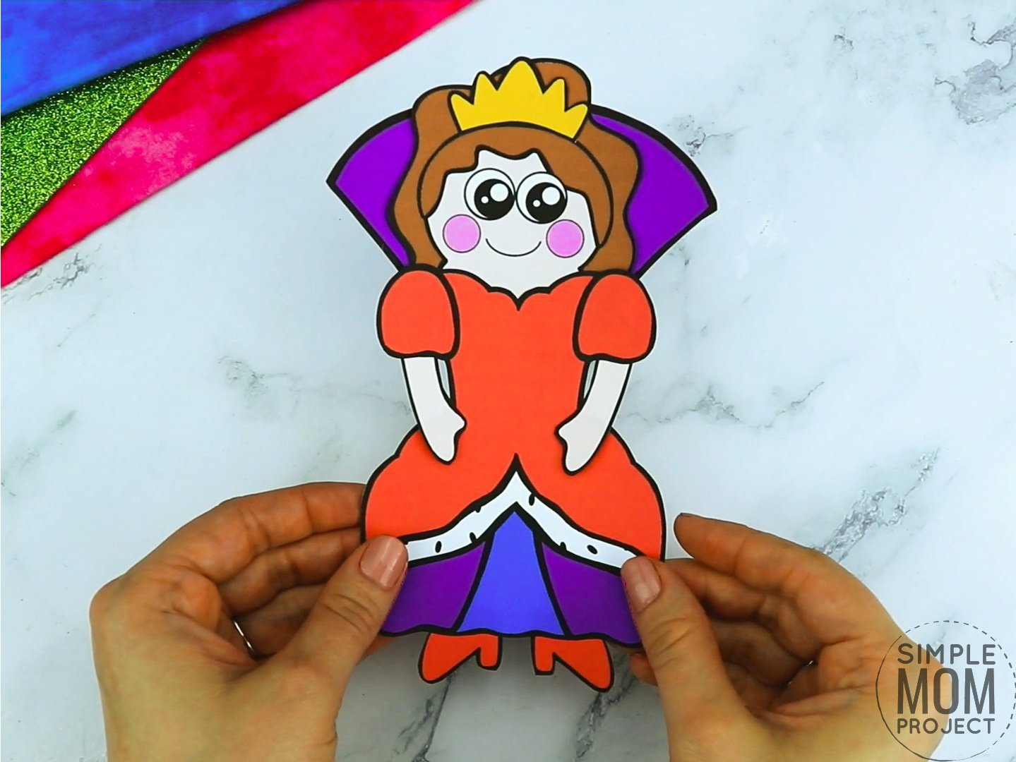 Free printable royal queen page template for kids, preschoolers and kindergartners