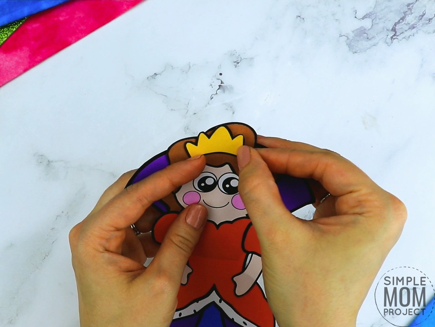 Free printable royal queen page template for kids, preschoolers and kindergartners