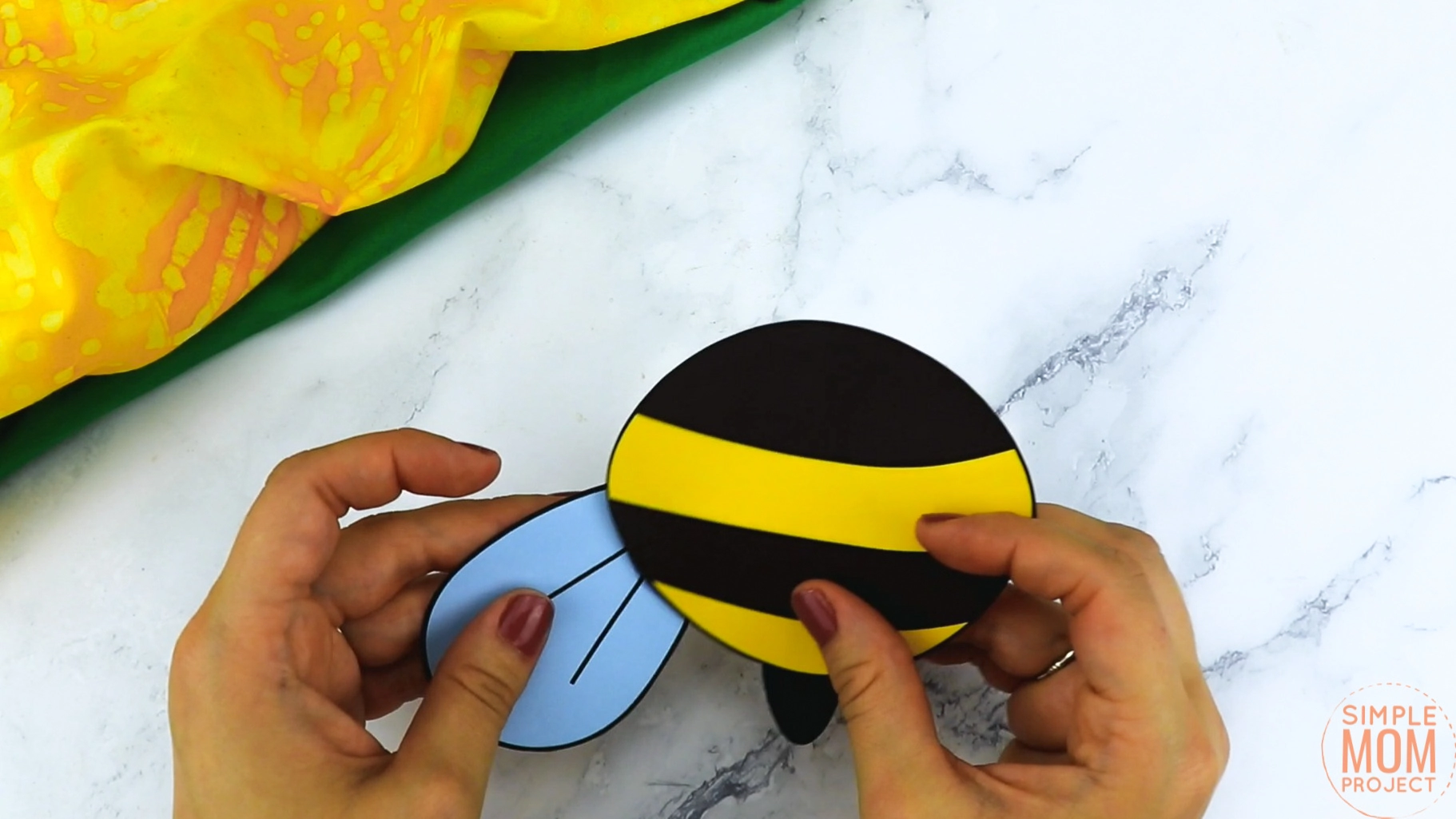 Free Printable Bee Craft for Kids, preschoolers and toddlers