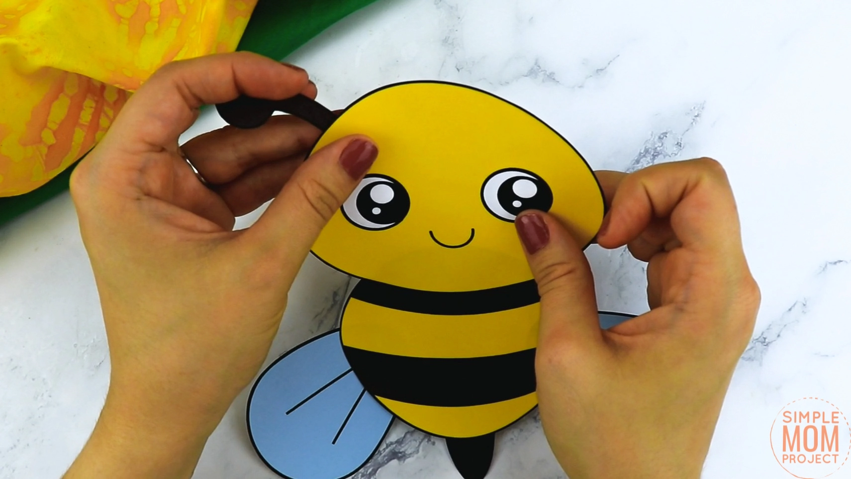 Free Printable Bee Craft for Kids, preschoolers and toddlers