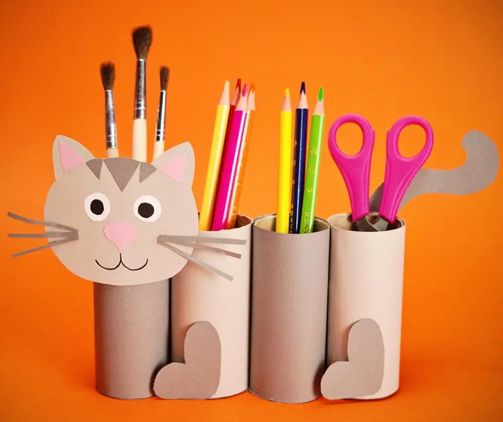 Cat Craft and Activities easy crafts for kids in a fun way for those that have a love of little cats some even black cat crafts 32