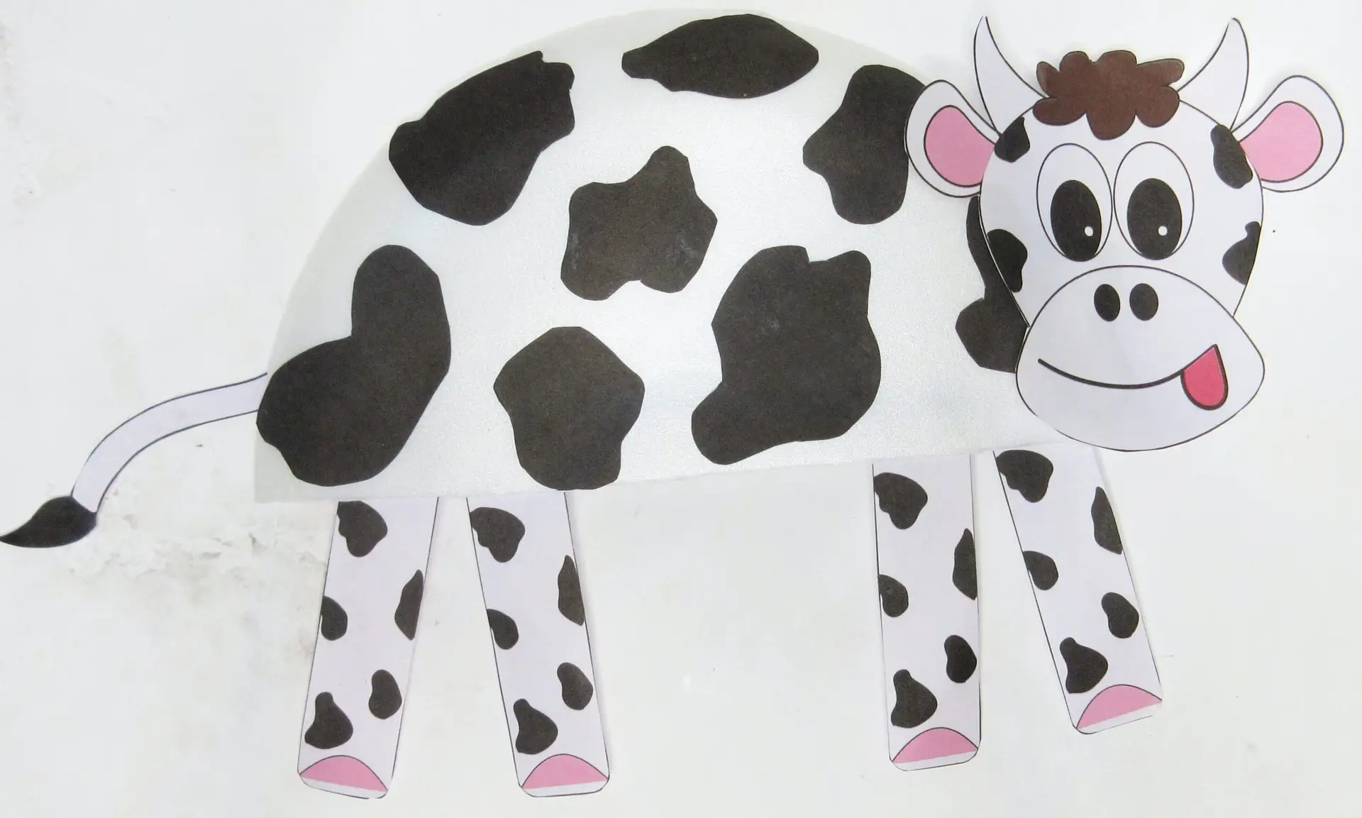 Cute Cow Crafts and cow Activity to build fine motor skills farm crafts farm theme kindergartner, kids, elementary, toddler 35