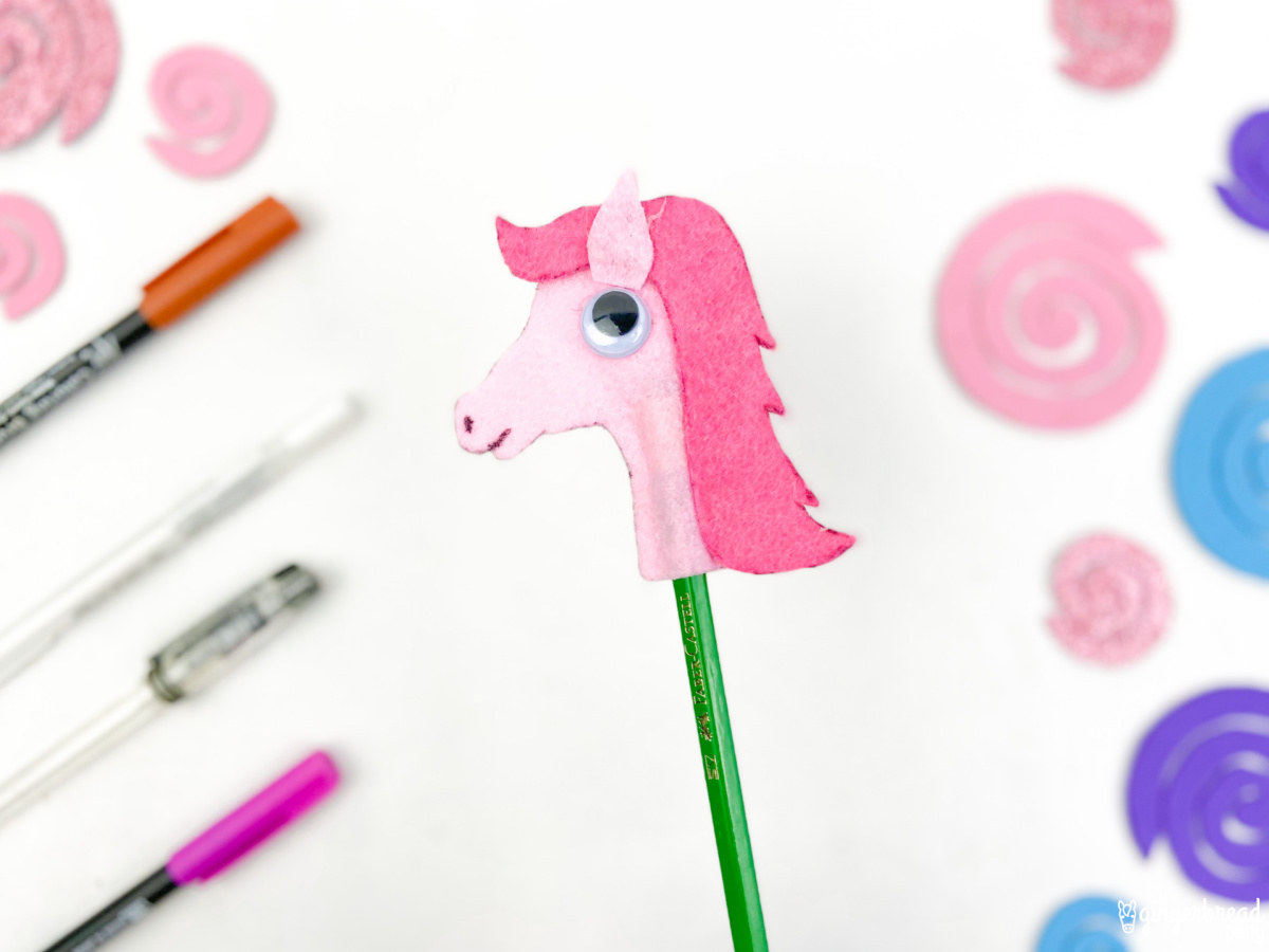 Horse crafts are a great and fun activity for horse camp and good paper horse crafts for children, kids, toddler, elementary, preschooler 30