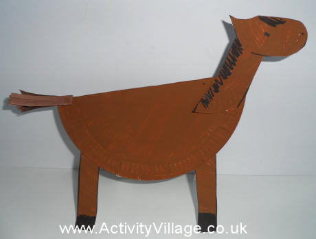 Horse crafts are a great and fun activity for horse camp and good paper horse crafts for children, kids, toddler, elementary, preschooler 7
